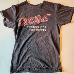 Men's Small Used Black D.A.R.E. T Shirt